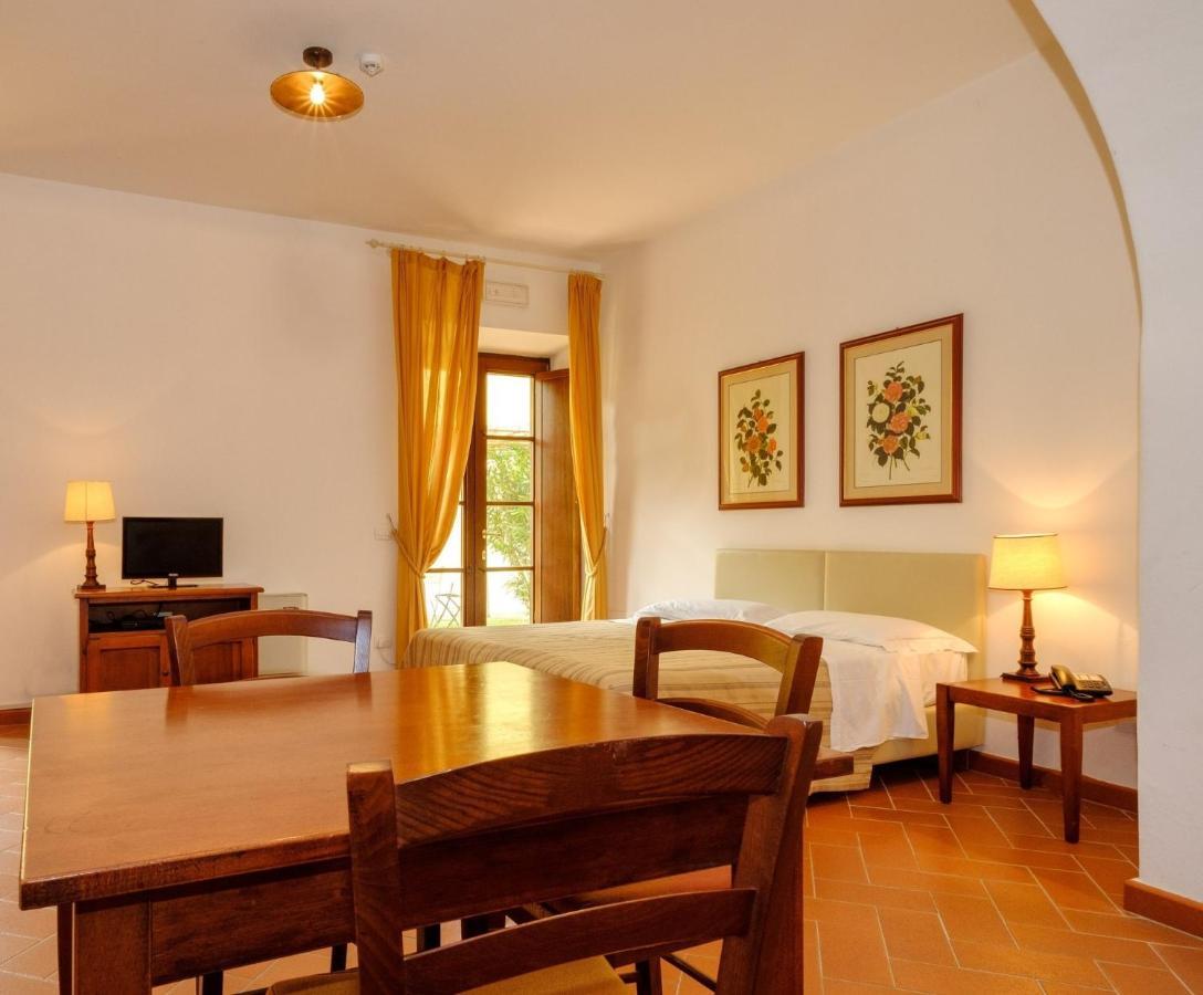 Poggio All'Agnello Sport & Family Holidays 3*